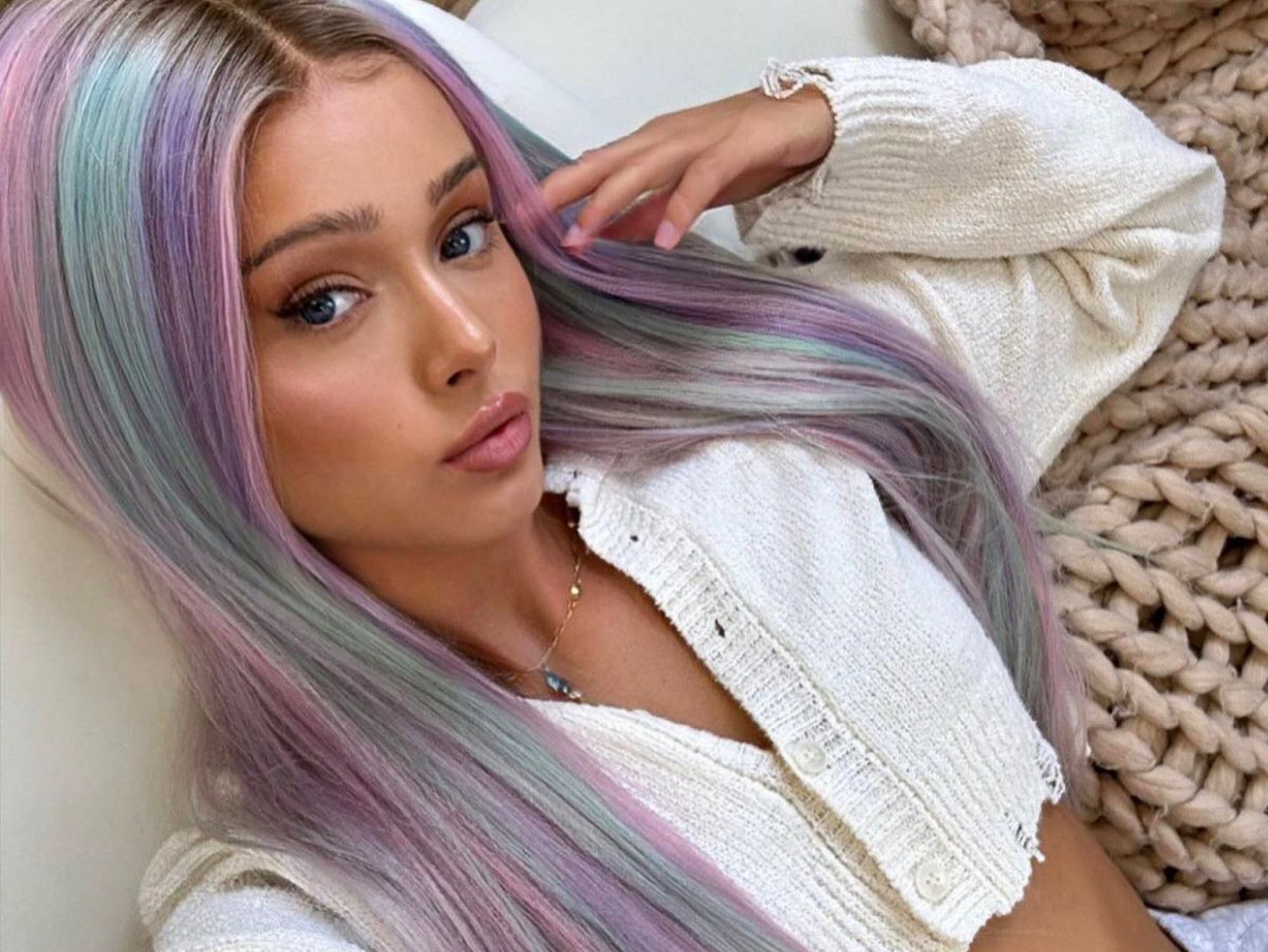 PASTEL & COLORFUL WIGS - ON SALE