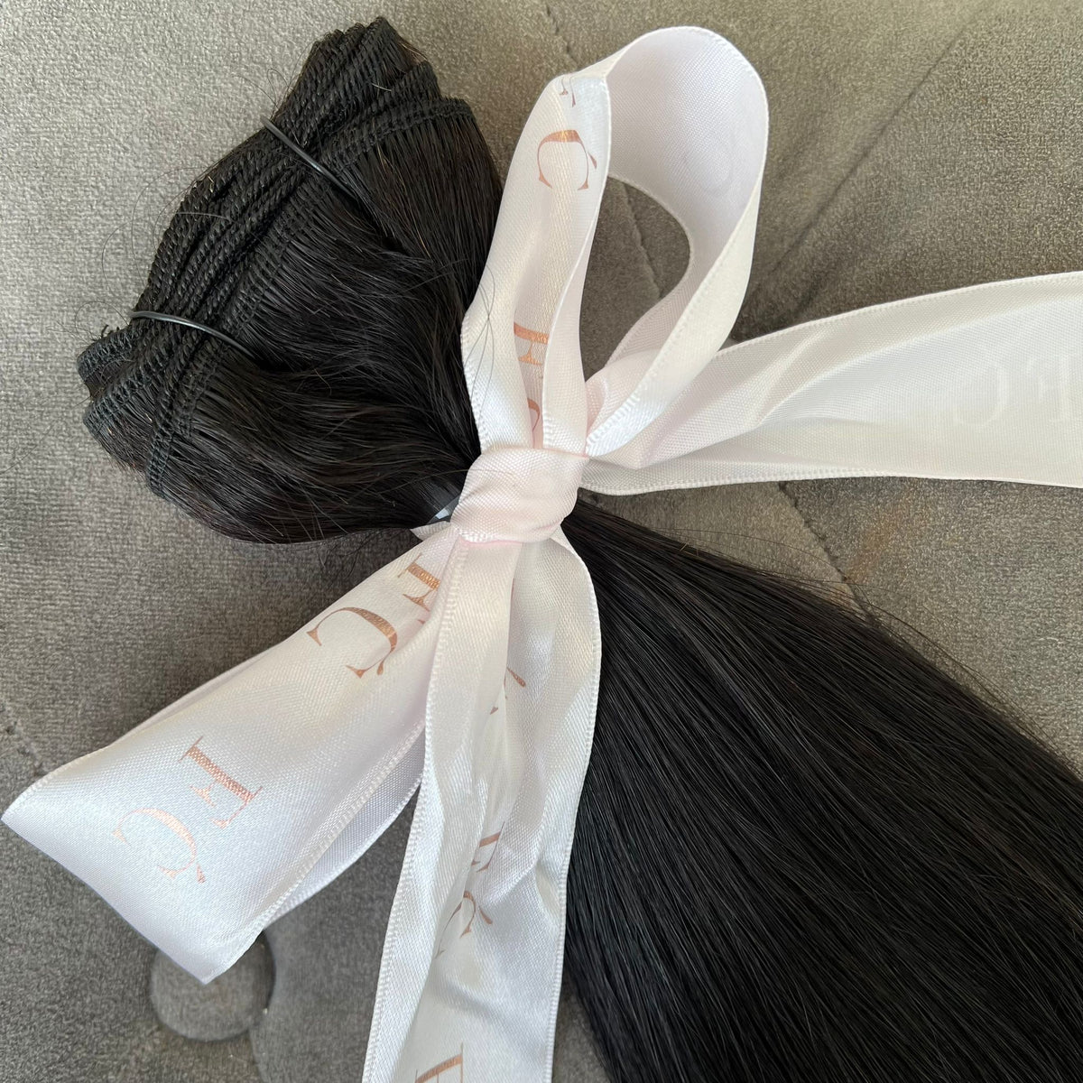 KING KYLIE | WEFT | 18 INCHES